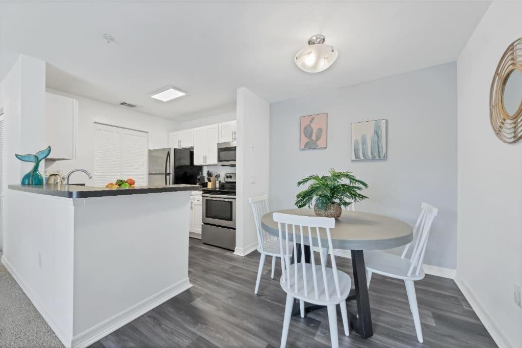 Scenic And Vibrant 1Br With Balcony Gym Pool Apartman Bradenton Kültér fotó
