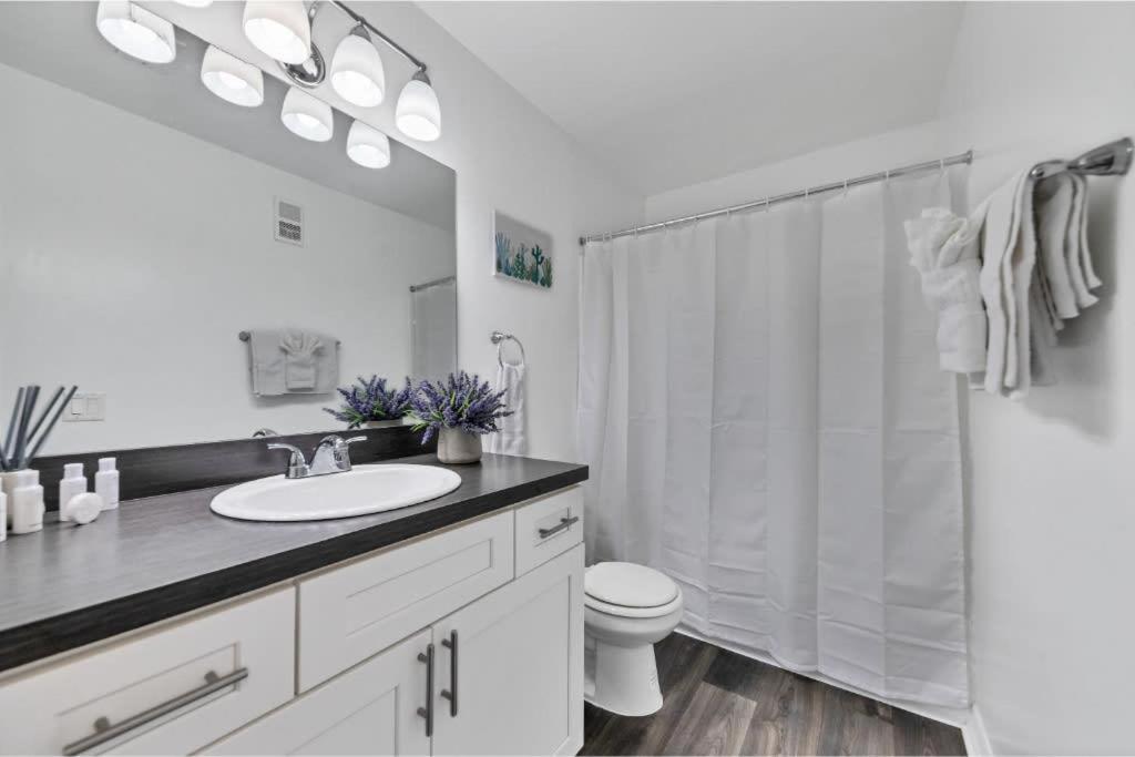 Scenic And Vibrant 1Br With Balcony Gym Pool Apartman Bradenton Kültér fotó