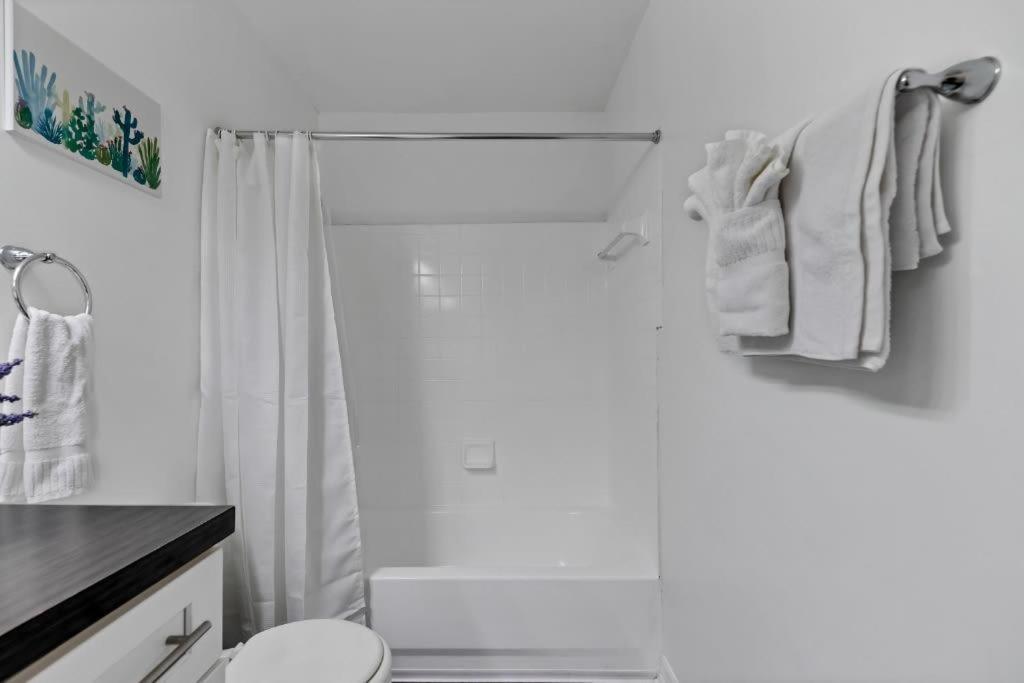 Scenic And Vibrant 1Br With Balcony Gym Pool Apartman Bradenton Kültér fotó